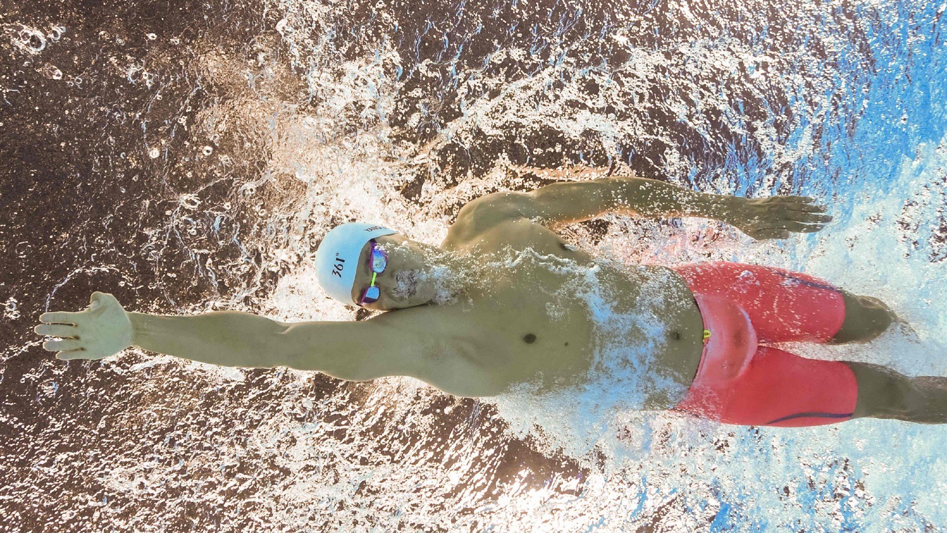 活塞强行终结热火，霍勒迪成为关键先生