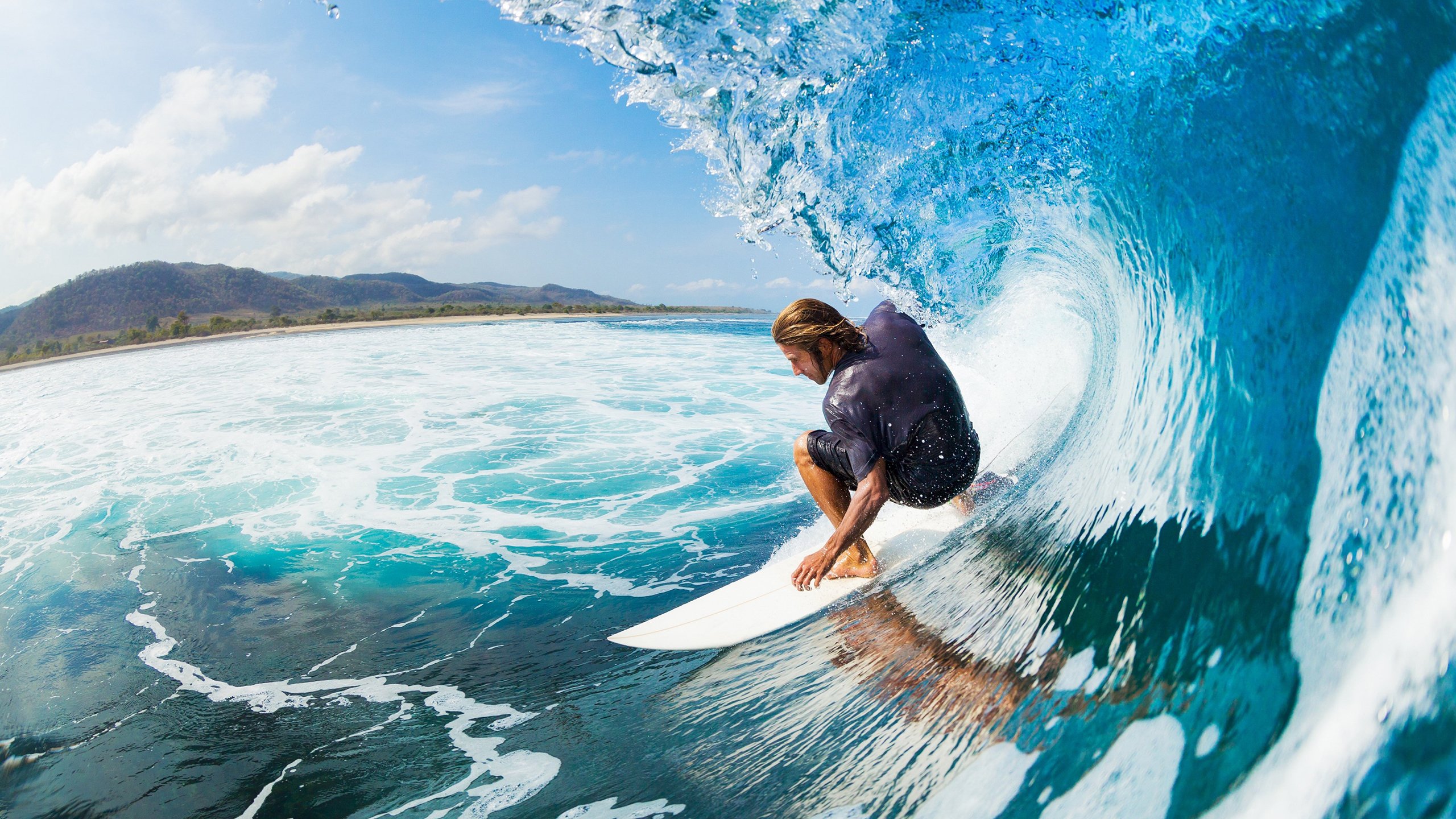 雄鹿鏖战灰熊，孙铭徽关键制胜，一场跨越国界的篮球对话